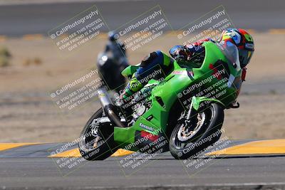 media/Oct-08-2022-SoCal Trackdays (Sat) [[1fc3beec89]]/Turn 14 (1050am)/